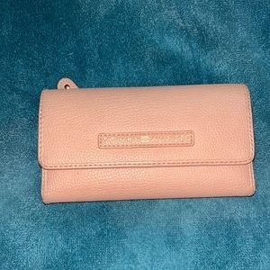 great used condition tommy hilfiger wallet